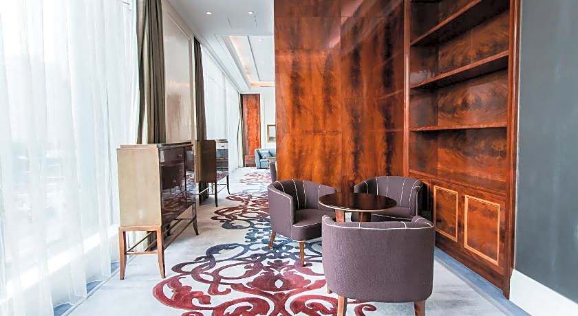 Sheraton Grand Wuhan Hankou Hotel