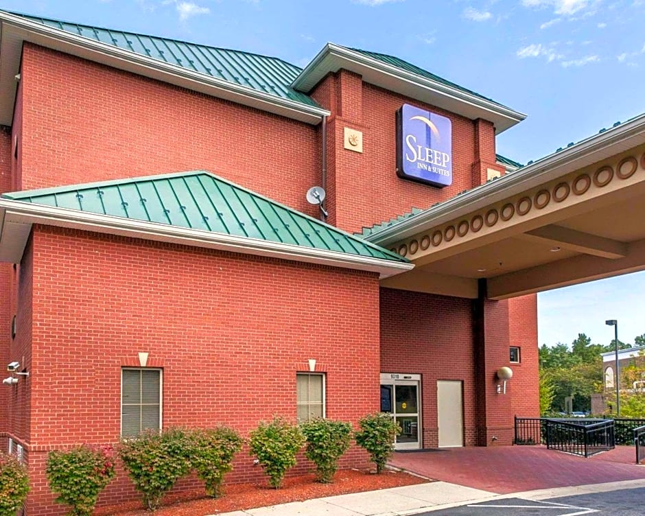 Sleep Inn & Suites near Joint Base Andrews-Washington Area