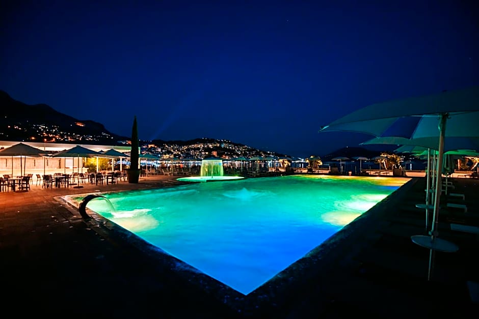 Palmon Bay Hotel & Spa