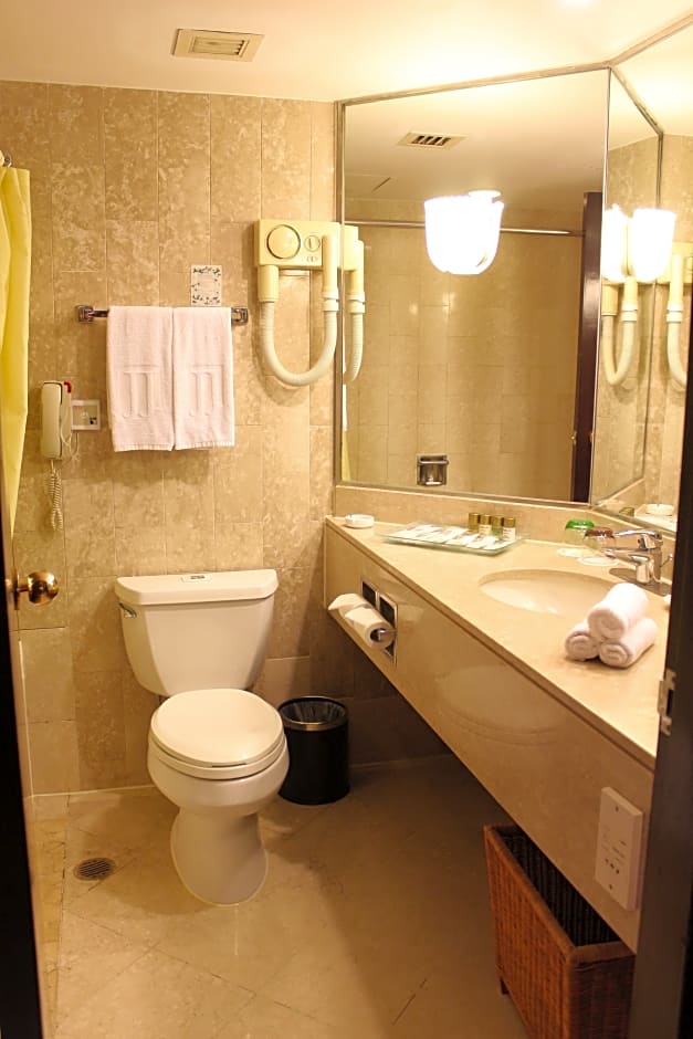 Photo 1 of 3 of Deluxe 2 Beds, View