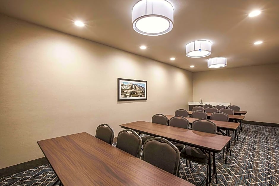 La Quinta by Wyndham Dallas Northeast-Arboretum