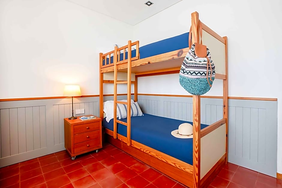 Aqualuz Lagos by The Editory