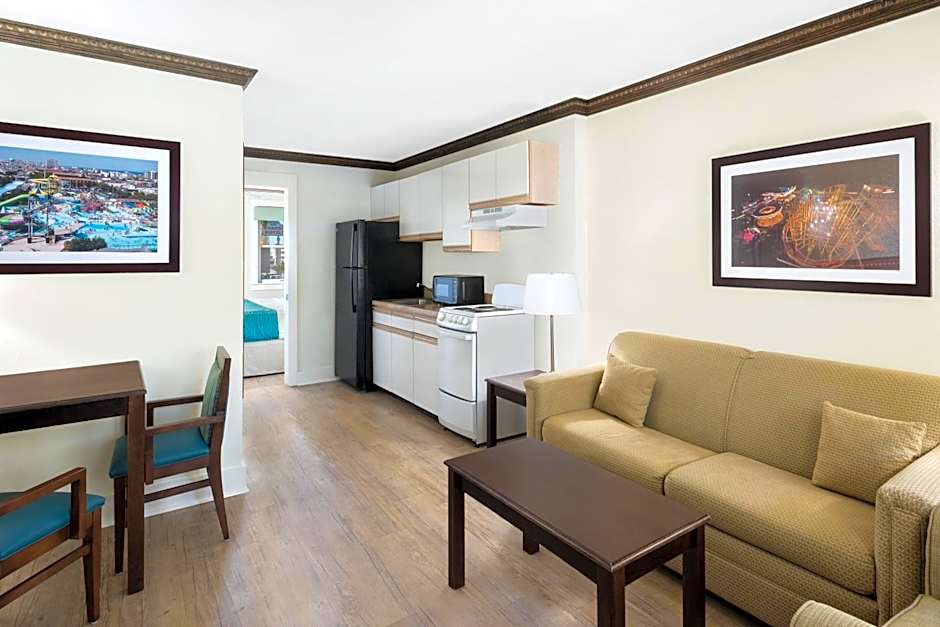 Days Inn by Wyndham Ocean City Oceanfront