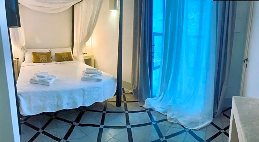 Palazzo NUR Luxury Rooms