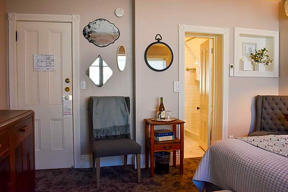 McCall House Boutique Hotel