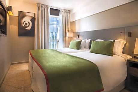 Two-Bedroom Executive Apartment - 70m2 (6 adults)