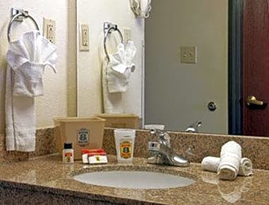 Super 8 by Wyndham Houston/I-10/Federal Road