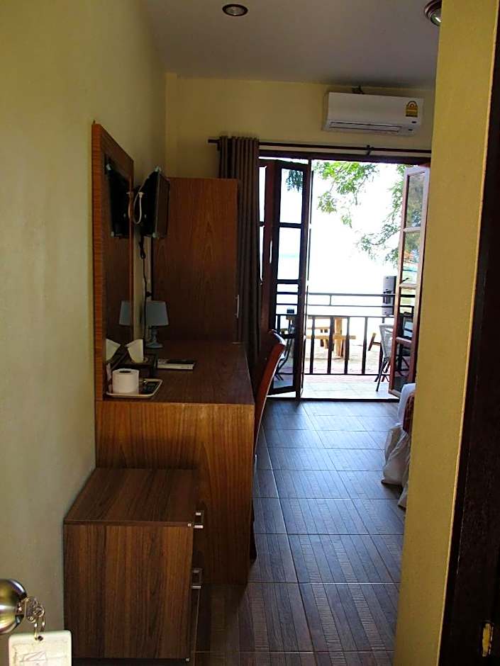 Phi Phi Green House