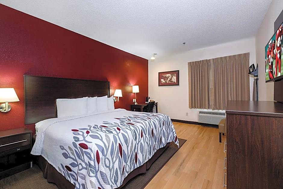 Red Roof Inn & Suites Dover Downtown