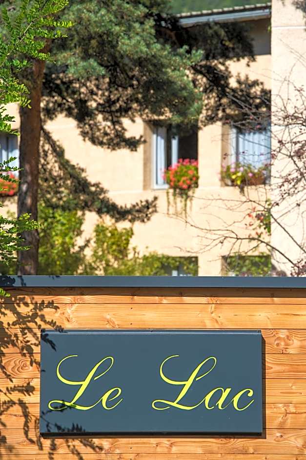Logis Hotel Le Lac