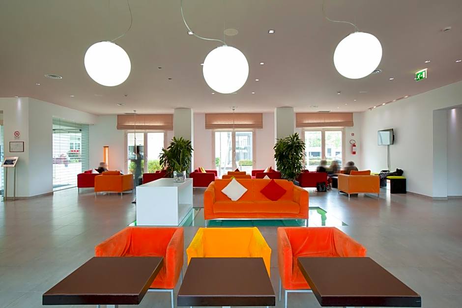 UNA HOTELS Cesena Nord