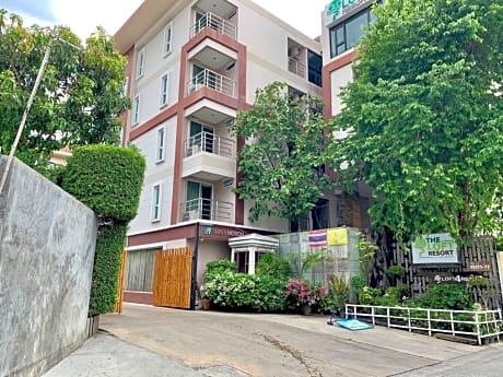The Loft Resort Bangkok