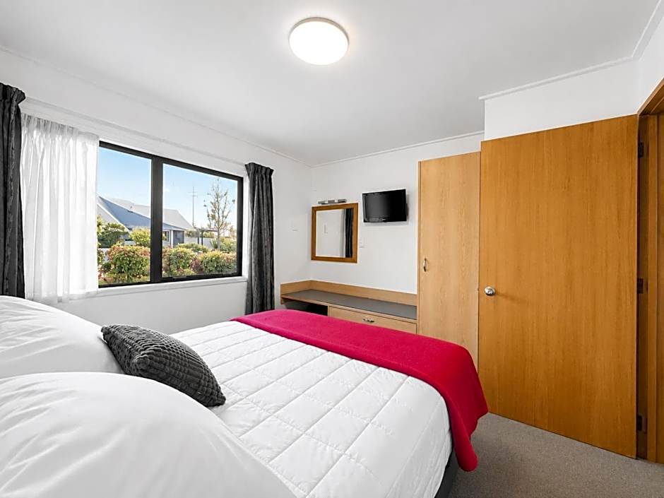Amity Serviced Apartments