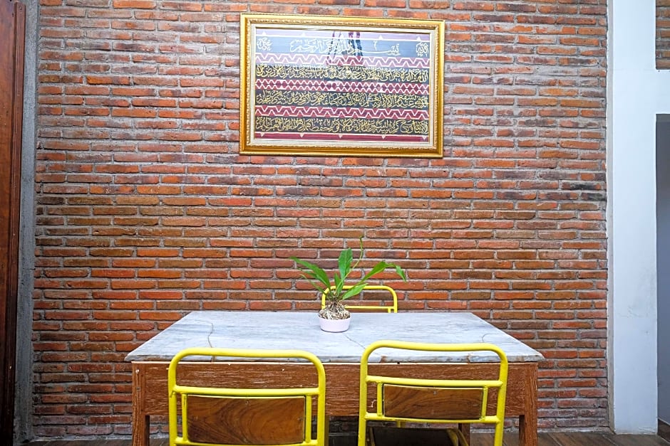 RedDoorz Syariah @ Ndalem Pusponyidro Klaten