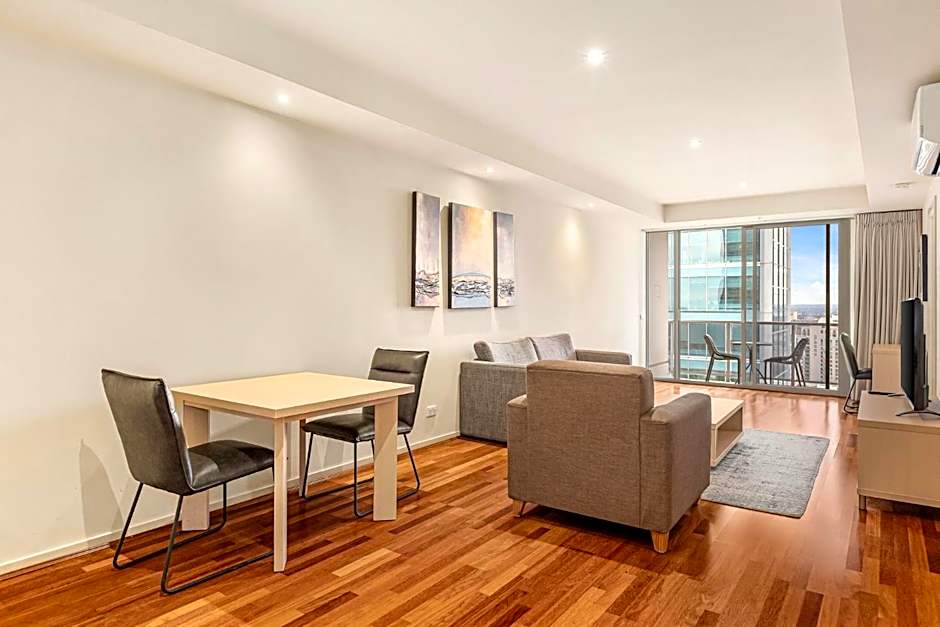 Oaks Melbourne on Lonsdale Suites