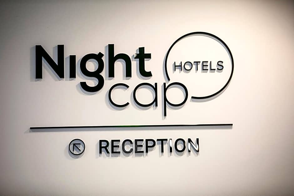 Nightcap at Exeter Hotel