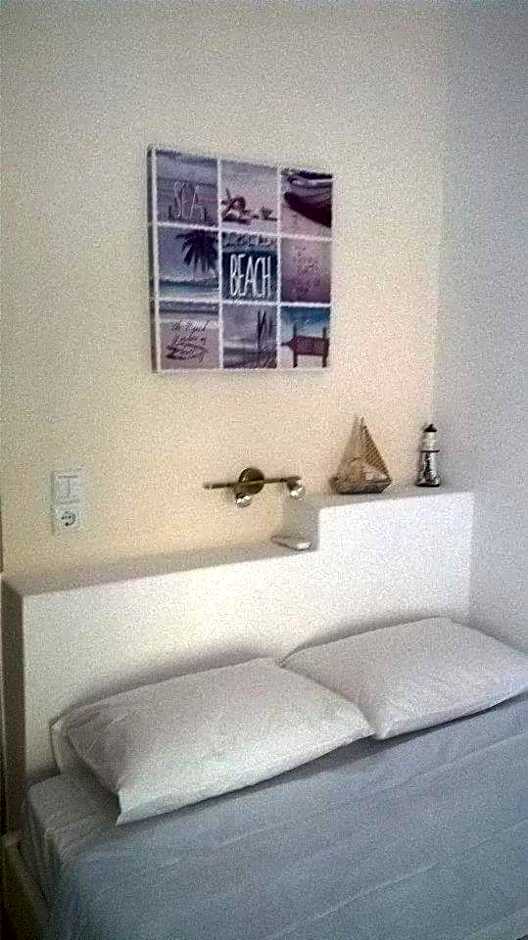 Smaragdi Studios and Rooms