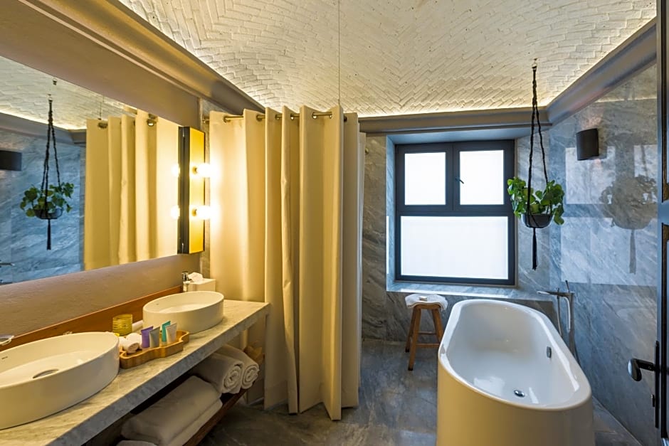 Dos Casas Hotel & Spa