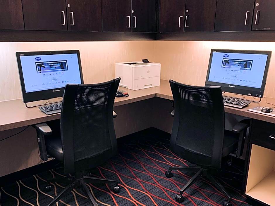 Hampton Inn By Hilton & Suites Lethbridge Ab Cn