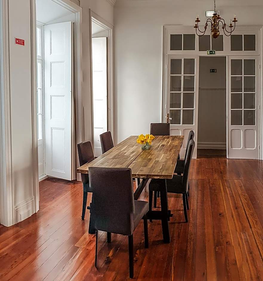 CC Guest House - "Ao Mercado"