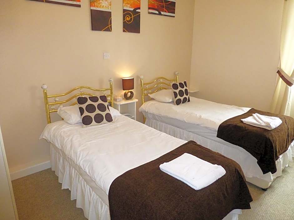 Maes Manor Country Hotel