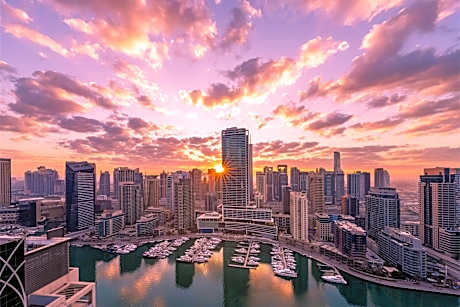 Vida Dubai Marina & Yacht Club