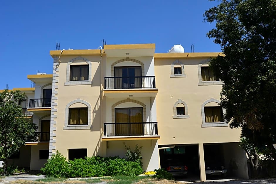 Odysseas & Eleni Hotel Apartments