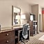Portland Inn & Suites