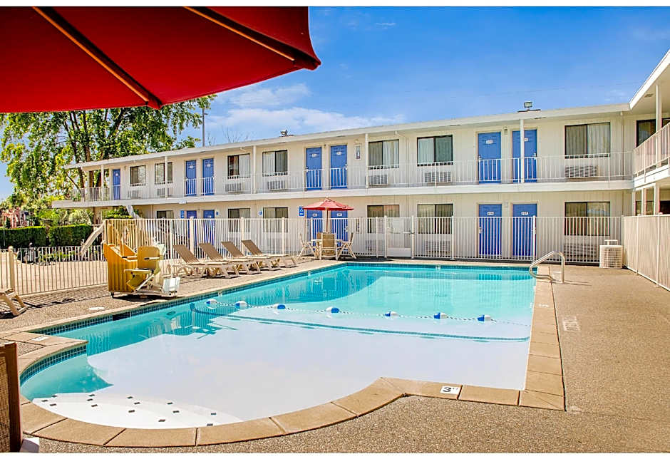 Motel 6-Tacoma, WA - Fife