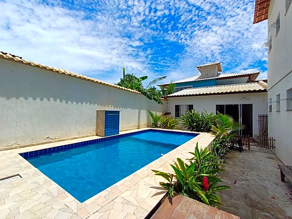 Casa inteira con piscina compartilhada