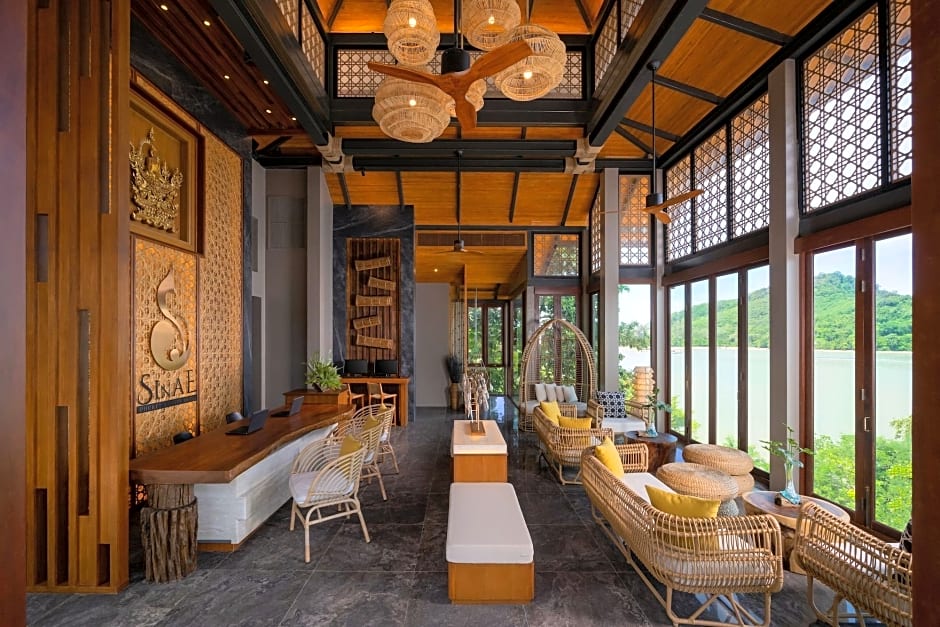 Sinae Phuket Luxury Hotel (SHA Extra Plus+)