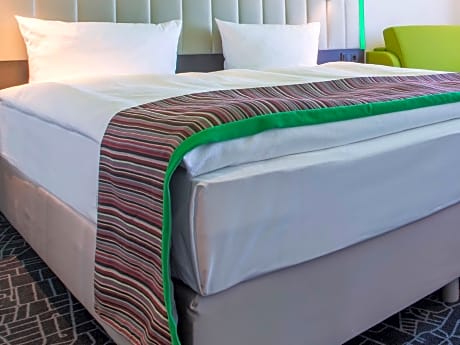 King Studio Suite with Sofa Bed - Non-Smoking