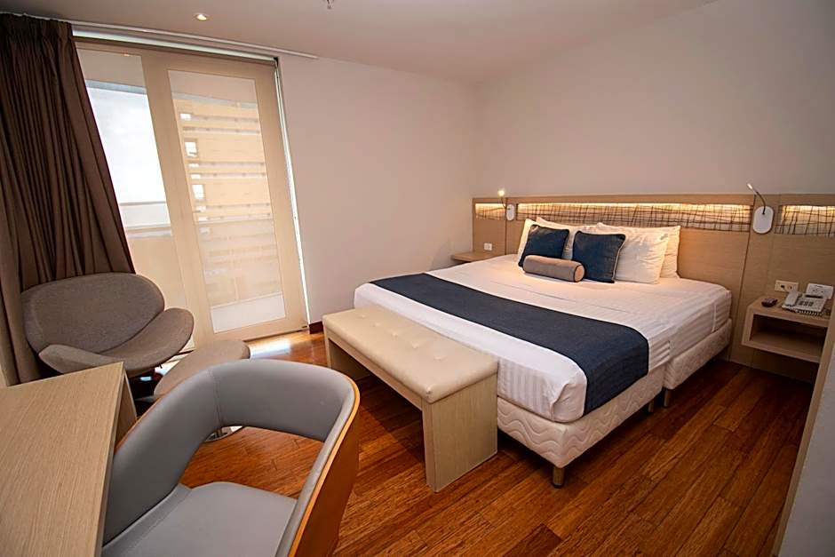 Cosmos Pacifico Hotel