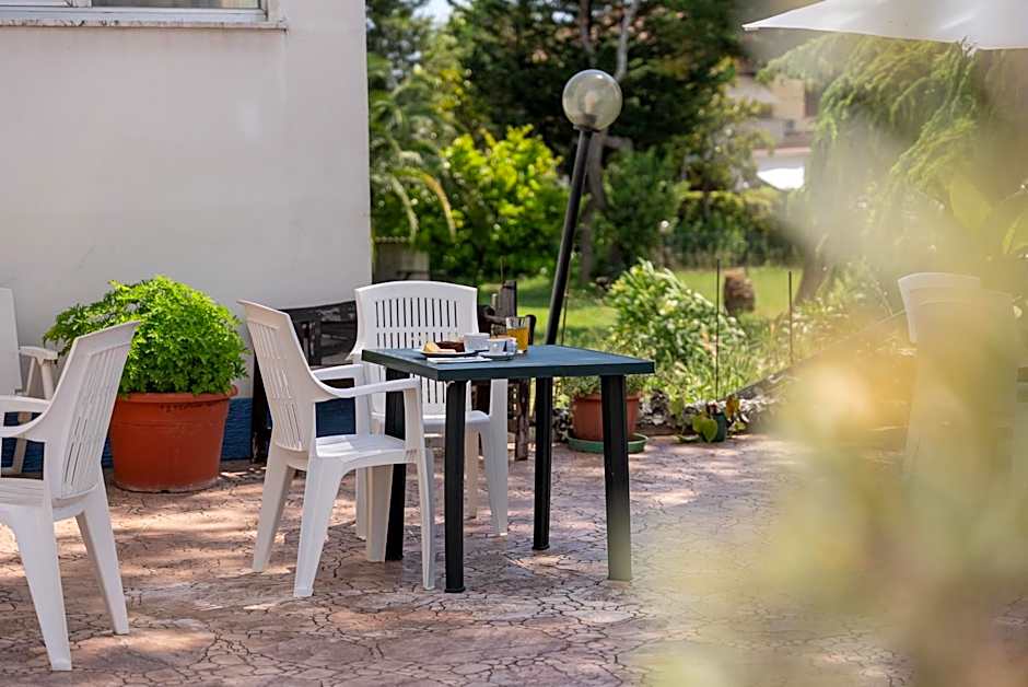 Hotel La Fonte a 300m uscita A14 Pescara Nord