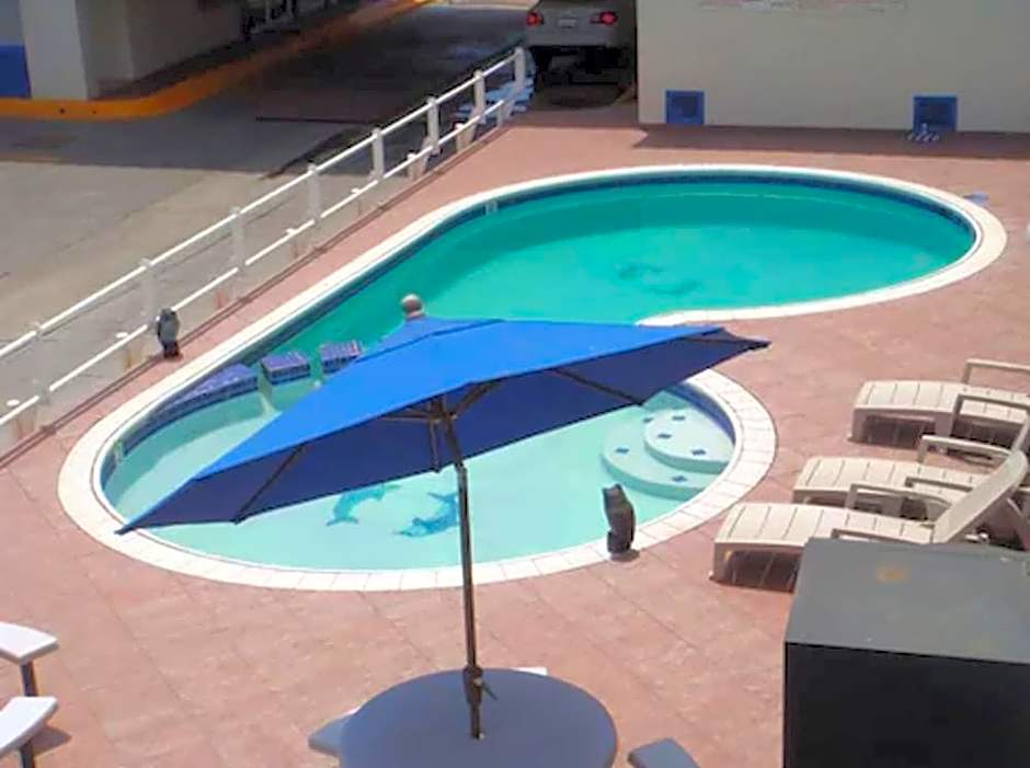 Hotel Pueblito Inn