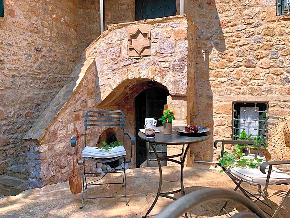 Villa Vager Mani Hotel