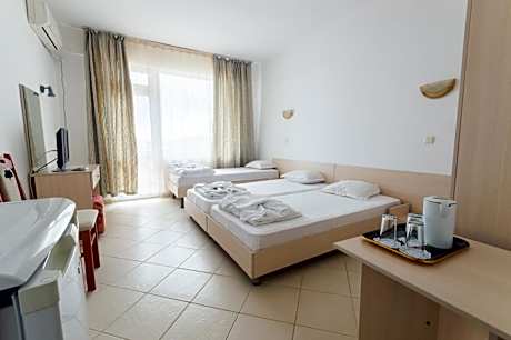 Triple Room with Balcony