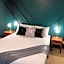 Montville Holiday Apartments