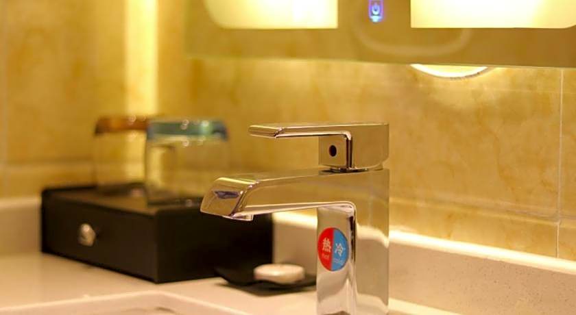 Shell Rizhao Donggang District Bus station Hotel