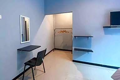 RedDoorz Syariah near T2 Juanda Airport 2