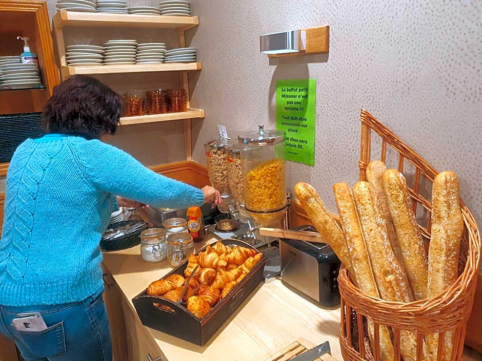 Logis Hôtel-restaurant Les Coudercous