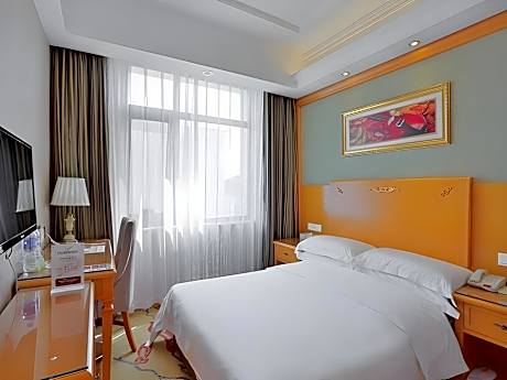 Vienna - Functional Chess Room