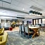 Hampton Inn & Suites Cincinnati Midtown Rookwood