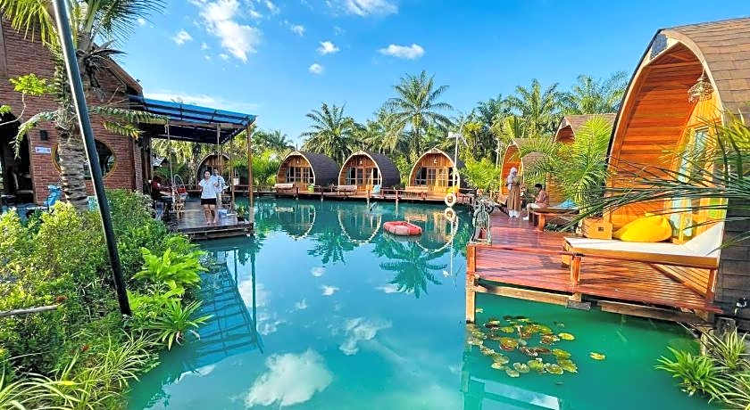 Plaiphu Pool Villas