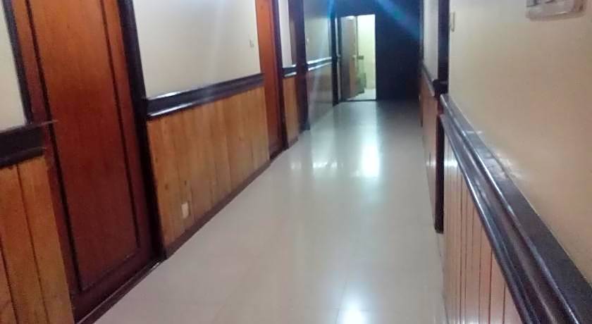 Hotel Preethi Palace