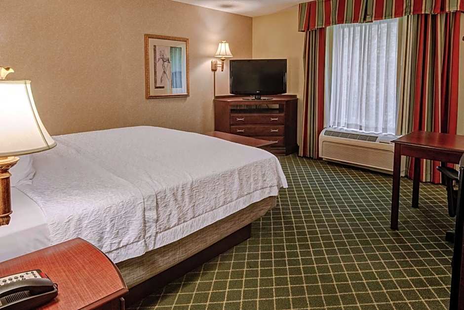 Hampton Inn By Hilton Cambridge, OH