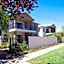 Charles Sturt Suites & Apartments
