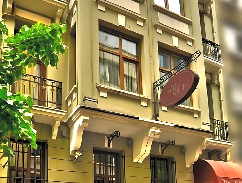 Photo 1 of 49 of Nil Hotel
