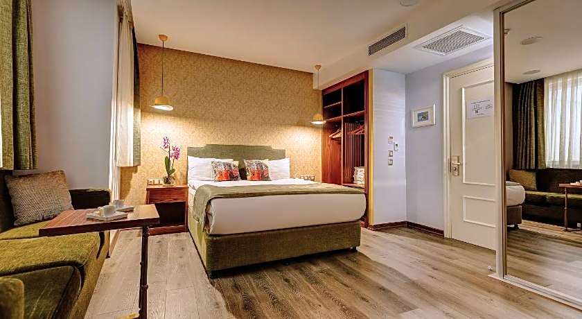 Sometimes Hotel Taksim