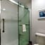 Hampton Inn By Hilton Oakland Downtown-City Center, CA
